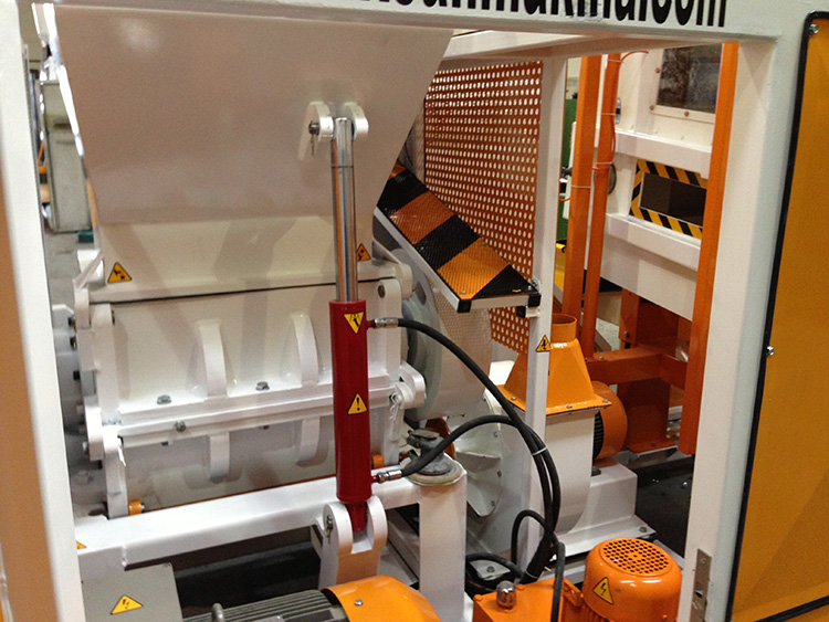 MLK 101-60 KABLO KIRMA MAKİNESİ3