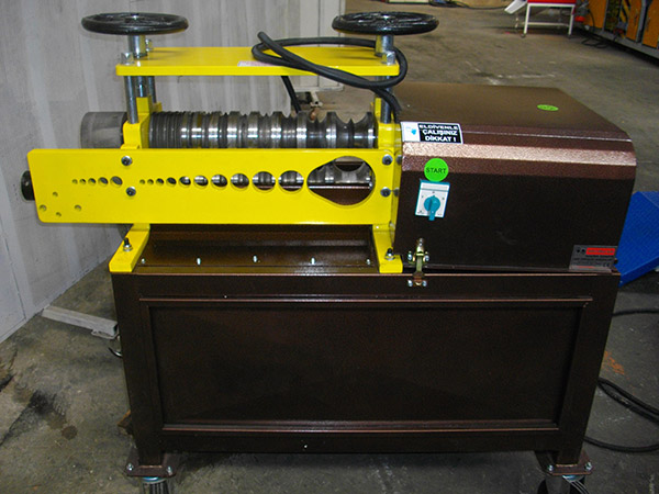 MLK 201 KABLO SOYMA MAKİNESİ1